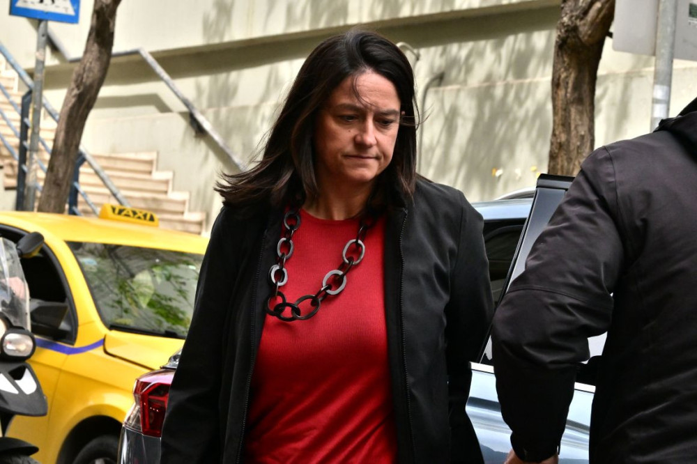 Κυβερνητικά στελέχη στο πλευρό του Γιώργου Μυλωνάκη - Βρέθηκαν στον «Ευαγγελισμό» (video)