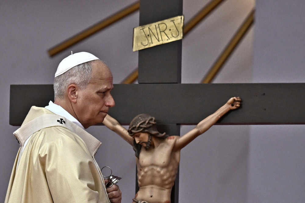 Έκκληση Πάπα Λέοντος: Τα όπλα να σιγάσουν και ο διάλογος να ακολουθήσει