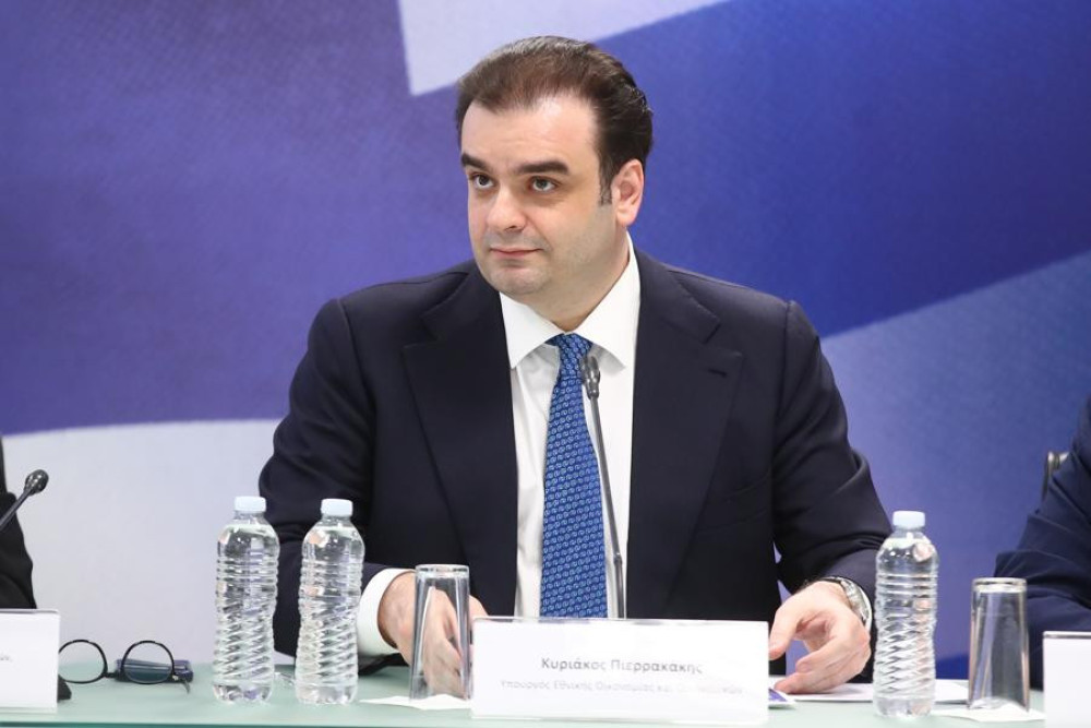 Κυριάκος Πιερρακάκης: Σημαντική πτώση του χρέους στο 136% και επιτάχυνση των επενδύσεων (video)