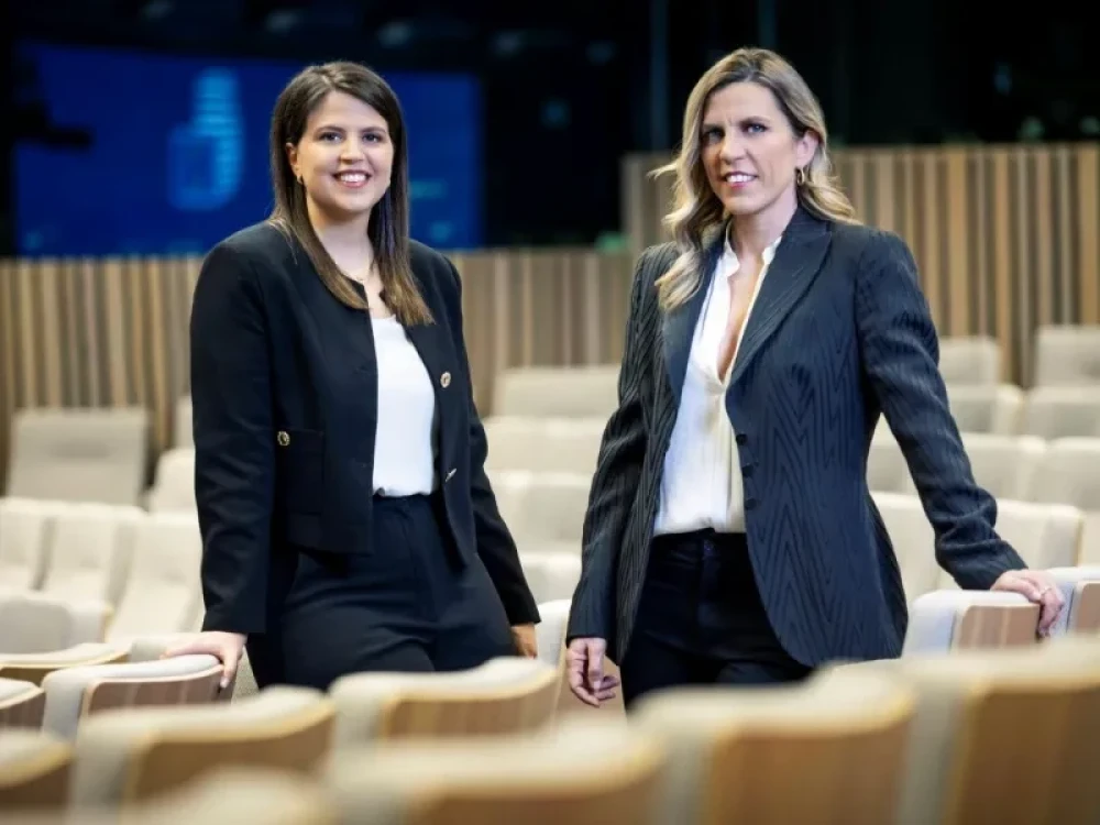 Βαρβιτσιώτη-Δενδρινού απαντούν στα ψέματα Τσίπρα: Πουθενά δεν συσχετίσαμε τη Συμφωνία των Πρεσπών με μη περικοπή συντάξεων
