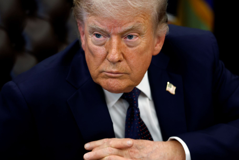 Τραμπ προς Ιράν: Θα μιλήσω με όποιον χρειαστεί - Σκληρό μήνυμα από τους Φρουρούς της Επανάστασης