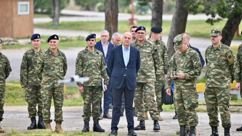 Στην 34η Μηχανοκίνητη Ταξιαρχία ο Νίκος Δένδιας - Στο επίκεντρο η «Νέα Θητεία» και η «Ατζέντα 2030» (photos)