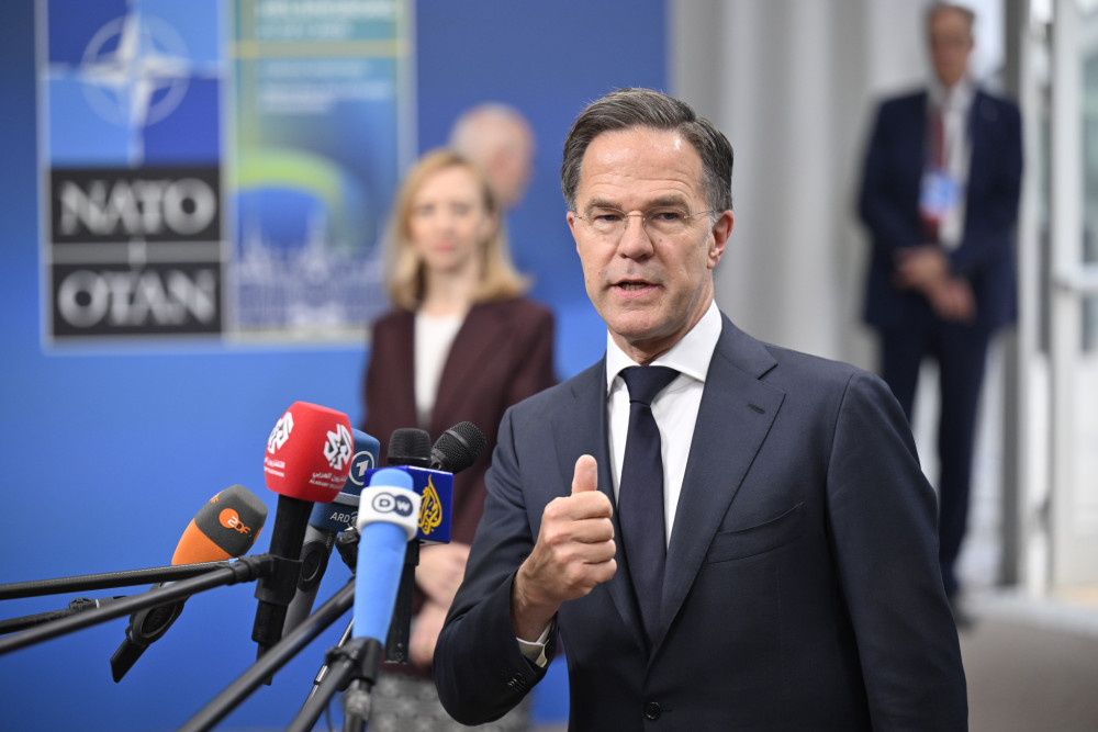 Μαρκ Ρούτε: Σκληρή γραμμή του ΝΑΤΟ απέναντι στο Ιράν - Δεν θα επιτρέψουμε μπλοκάρισμα στα Στενά του Ορμούζ