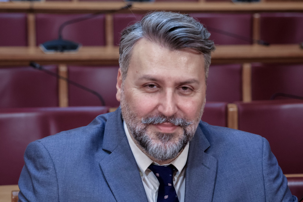 Γιάννης Καλλιάνος: Βάζει τέλος στα σενάρια αποχώρησης - «Η θέση μου είναι στη ΝΔ» (video)