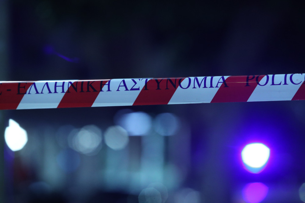 Επεισόδιο με πυροβολισμούς στα Πατήσια: τραυματίστηκε ιδιοκτήτης καταστήματος, συλλήψεις