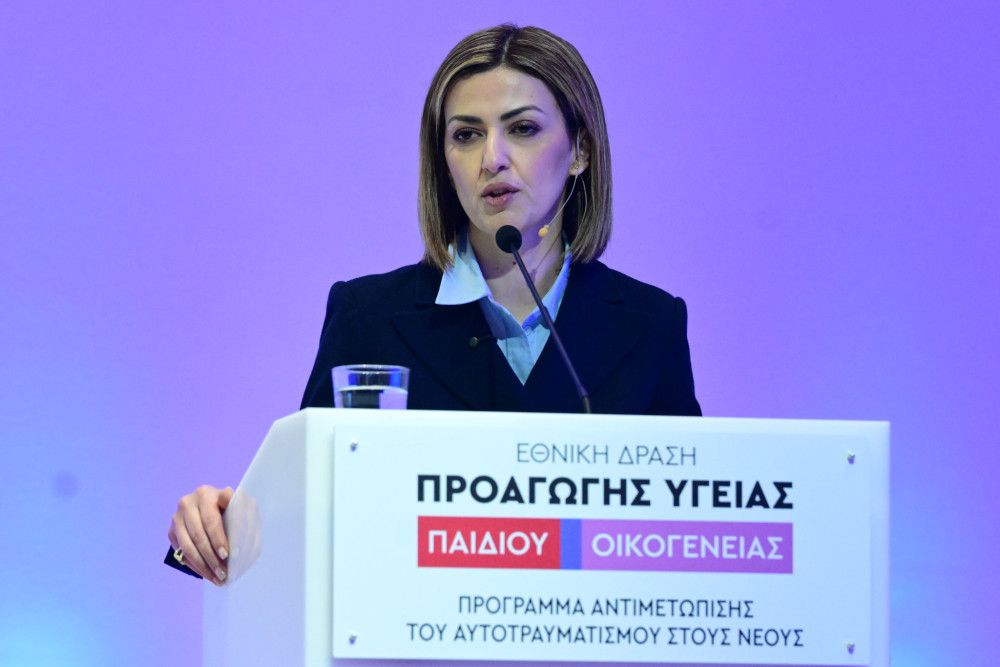Ειρήνη Αγαπηδάκη: «Ψηφιακή παγίδα» το doomscrolling στους νέους - Σοκαριστικά ευρήματα για εθισμό και ψυχική υγεία