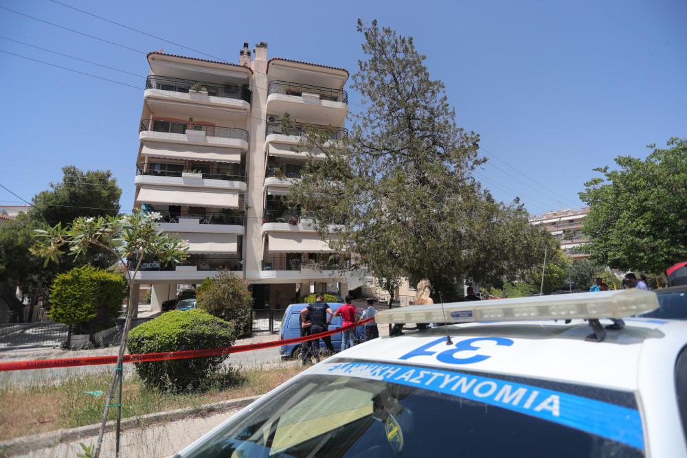Ηλιούπολη: δυο ανήλικες βούτηξαν στο κενό από τον 6ο όροφο πολυκατοικίας