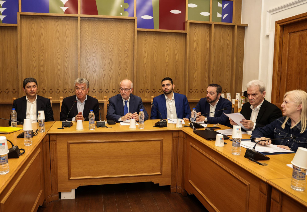 Ηράκλειο: επαφές Φλωρίδη για δικαστήρια, προστασία ανηλίκων και εγκληματικότητα