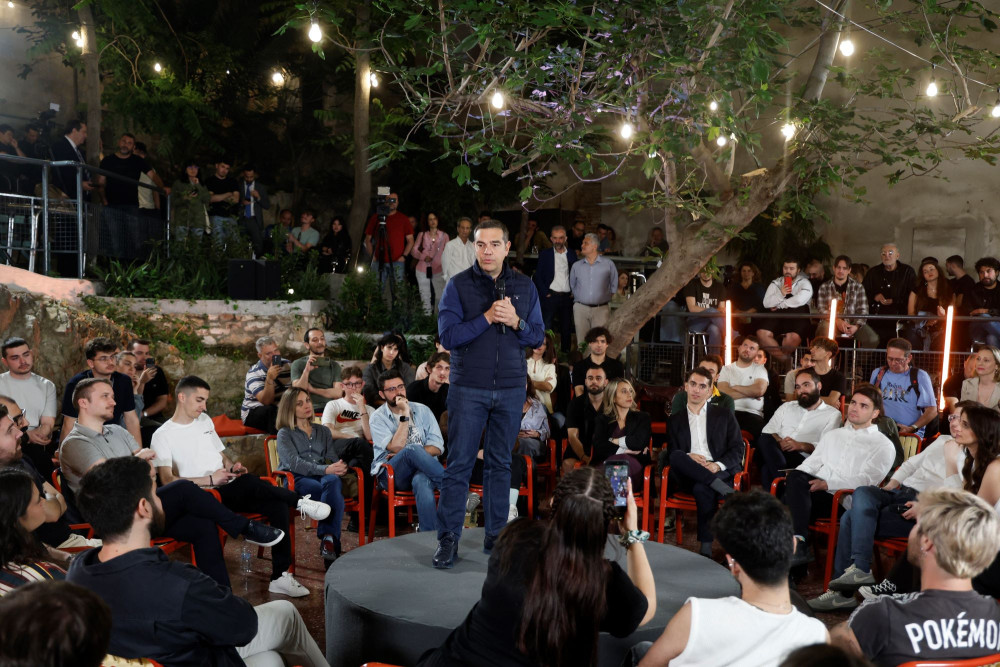 Τρεις κι ο κούκος στη συνάντηση… νέων του Τσίπρα: περασμένα μεγαλεία…