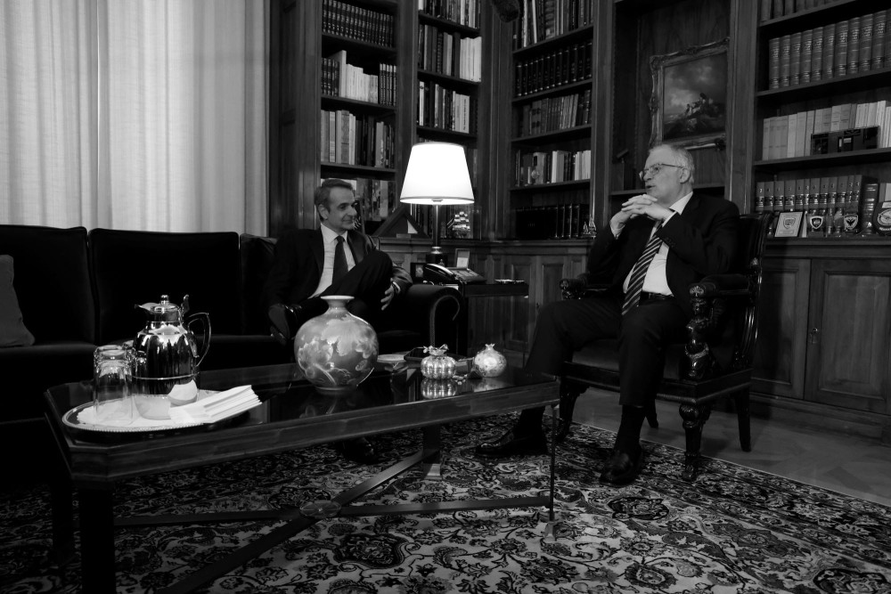 Μητσοτάκης σε Τασούλα: Σε έναν χρόνο οι εκλογές, η αναδιάταξη του πολιτικού σκηνικού δεν μας αφορά