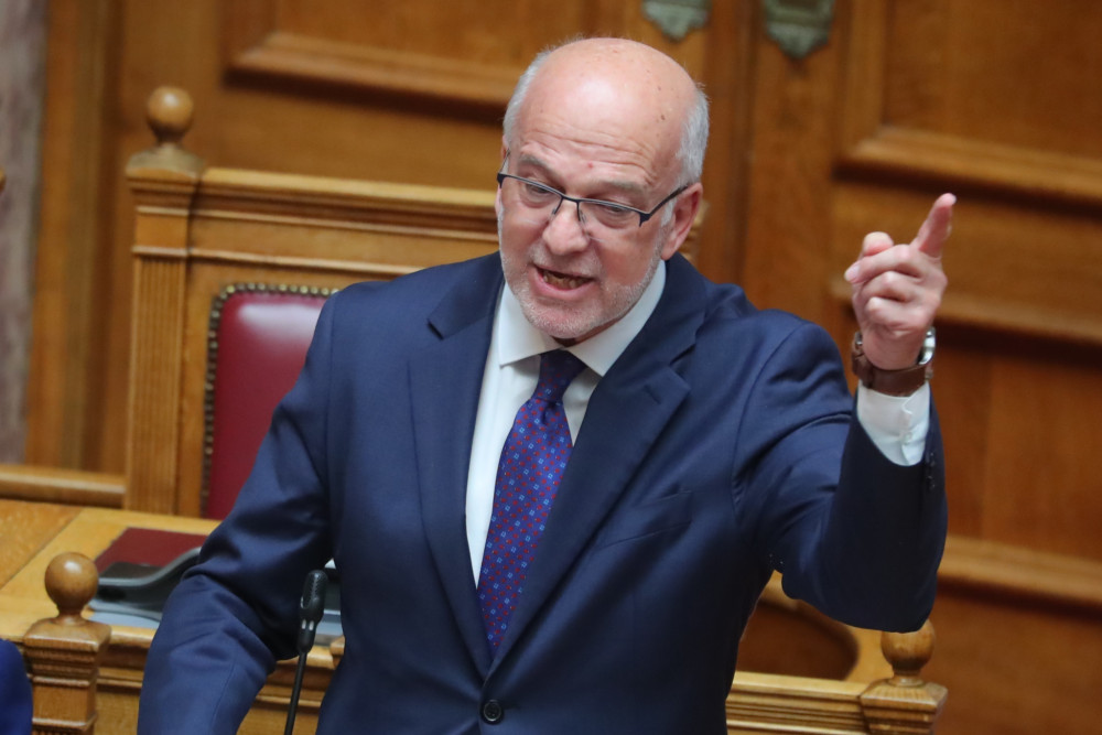Κόντρα Φλωρίδη - Ανδρουλάκη στη Βουλή: «Παραβίασε το απόρρητο» - Η αιχμηρή απάντηση του υπουργού στον πρόεδρο του ΠΑΣΟΚ