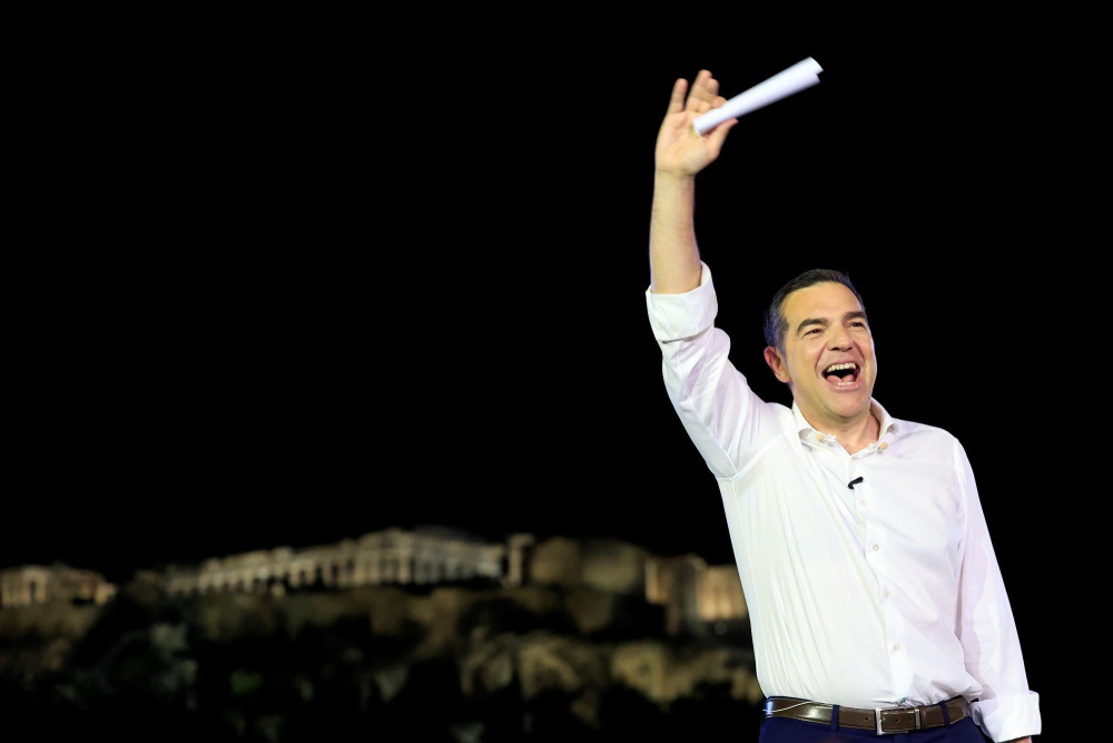 Αμετανόητα διχαστικός και επικίνδυνα τοξικός: Τσίπρας, ΕΛΑΣ και… Ανδρέας Παπανδρέου