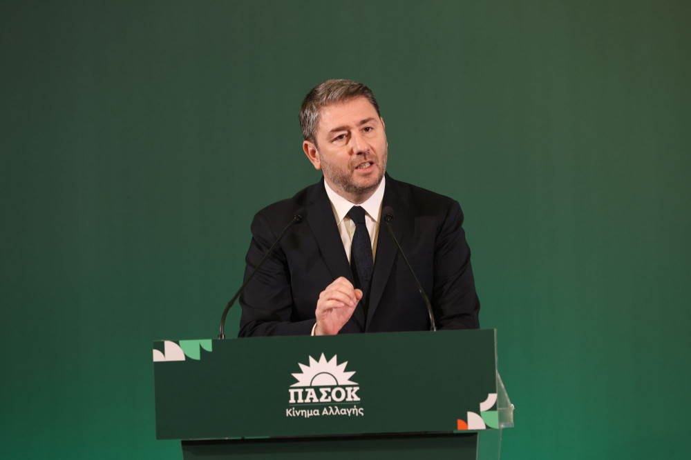 O Ανδρουλάκης μπροστά στις επιλογές του: το πρωτότυπο, το αντίγραφο και η τοξικότητα