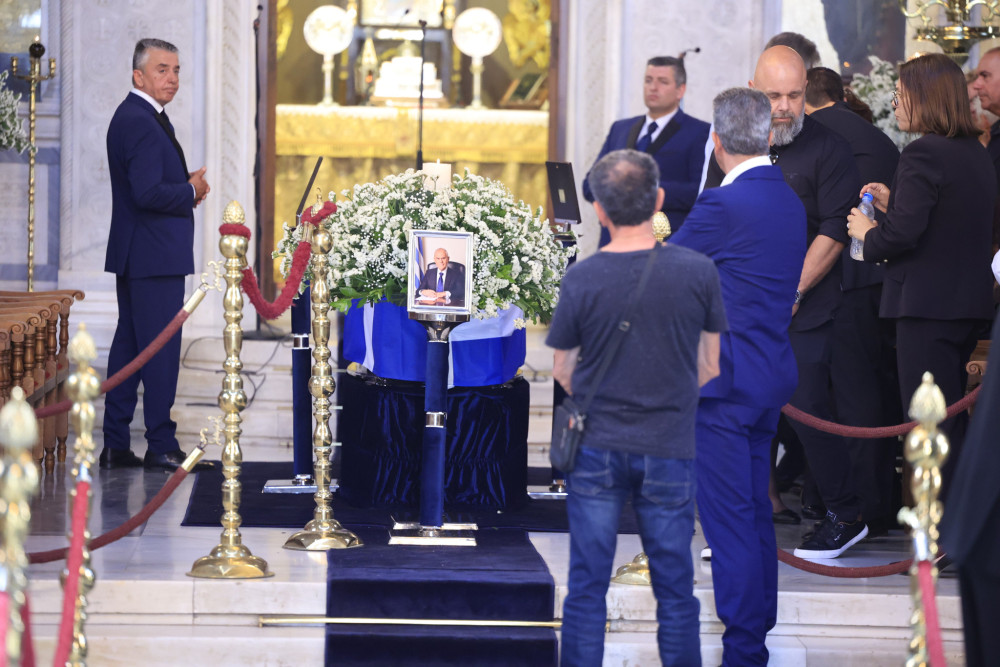 Στην Κόρινθο το «τελευταίο αντίο» στον Νίκο Ταγαρά