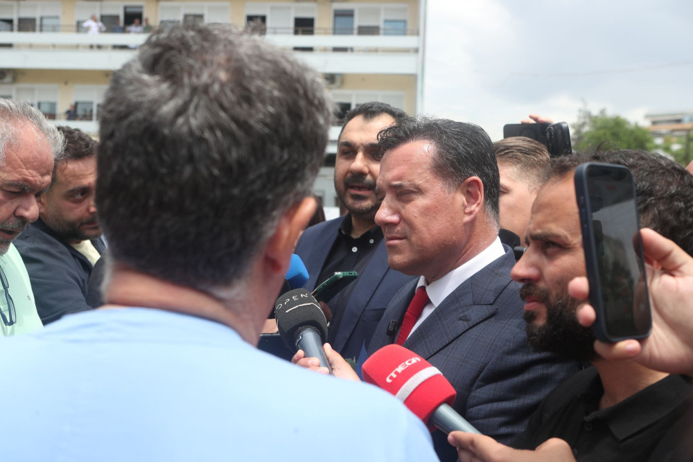 Ένταση στο Ιπποκράτειο Νοσοκομείο Θεσσαλονίκης, με τον Άδωνι Γεωργιάδη να ρωτάει: Είμαι ανεπιθύμητος;