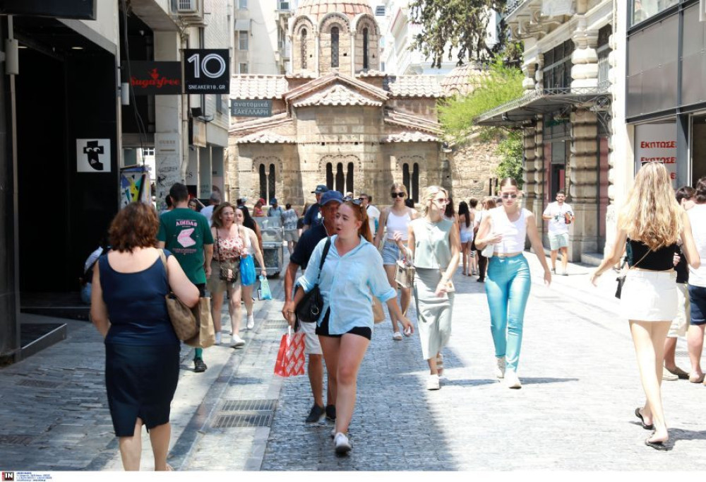 Αντίστροφη μέτρηση για τις θερινές εκπτώσεις - Τι πρέπει να ξέρετε