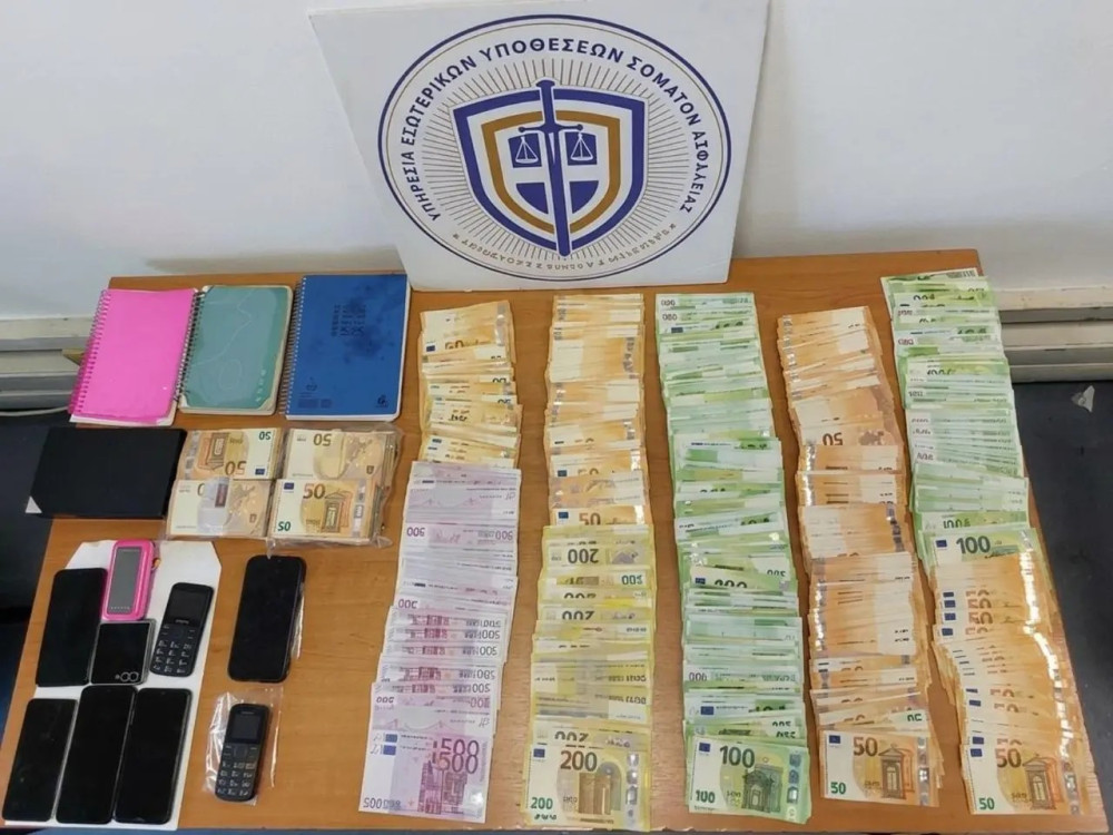 Έφοδος των «Αδιάφθορων» σε πολεοδομίες της Αττικής - Ήδη έξι συλλήψεις