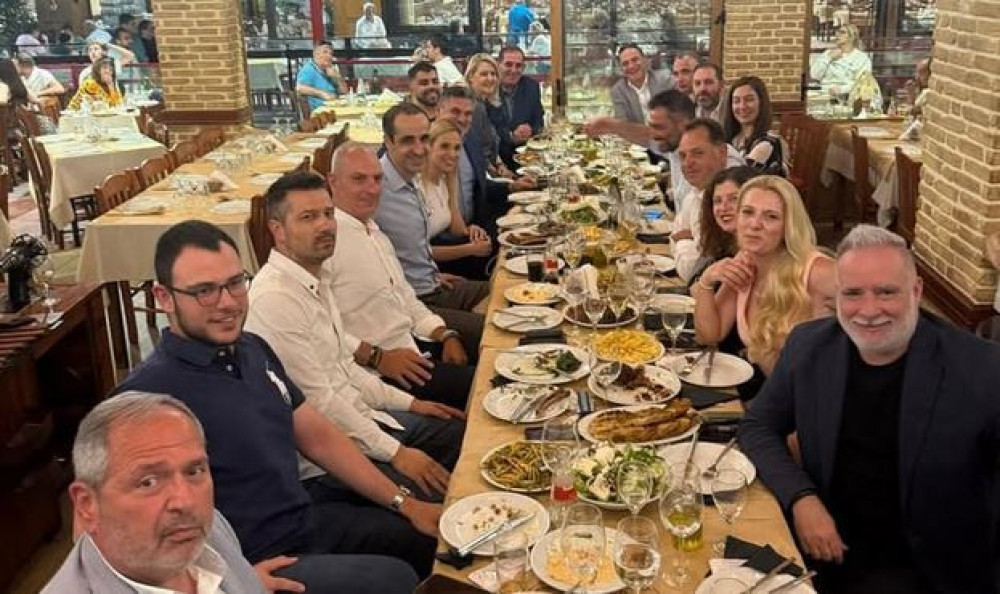 Ο Γρηγόρης Δημητριάδης με αυτοδιοικητικούς: Συνεχίζουμε δυνατά