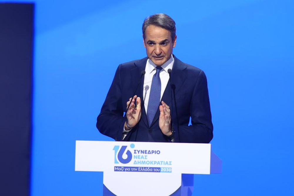 Μητσοτάκης από το Συνέδριο της ΝΔ: Στόχος η αυτοδυναμία - 'Όλοι «να ιδρώσουν τη φανέλα» (video)