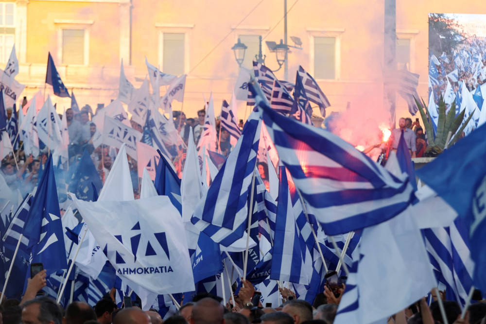 Νέα Δημοκρατία: τα 15 γαλάζια συνέδρια που έγραψαν ιστορία για το κόμμα και την Ελλάδα