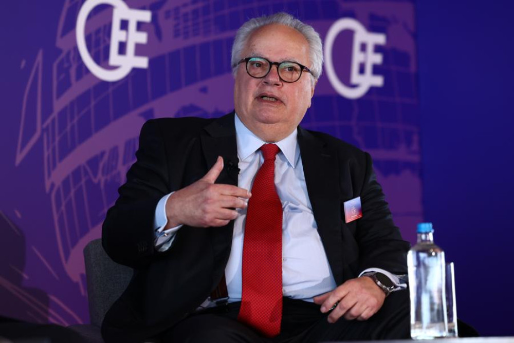 Νίκος Κοτζιάς για ΣΥΡΙΖΑ: Τα «ασημικά» τούς είναι απαραίτητα