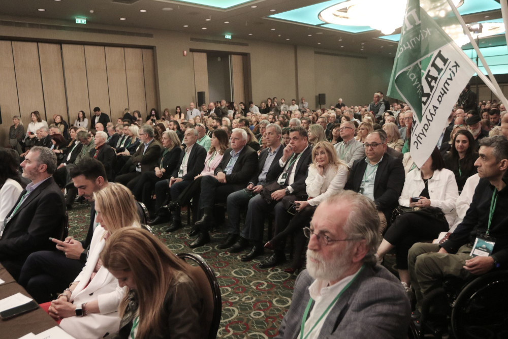 Μάνος Βουλαρίνος για ΠΑΣΟΚ: «Πάει για το χάλκινο μετάλλιο» (video)