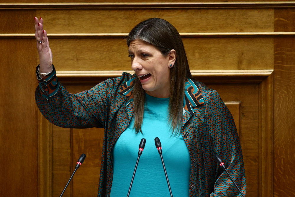 Ζωή Κωνσταντοπούλου: βρίσε, βρίσε, στο τέλος κάτι θα μείνει