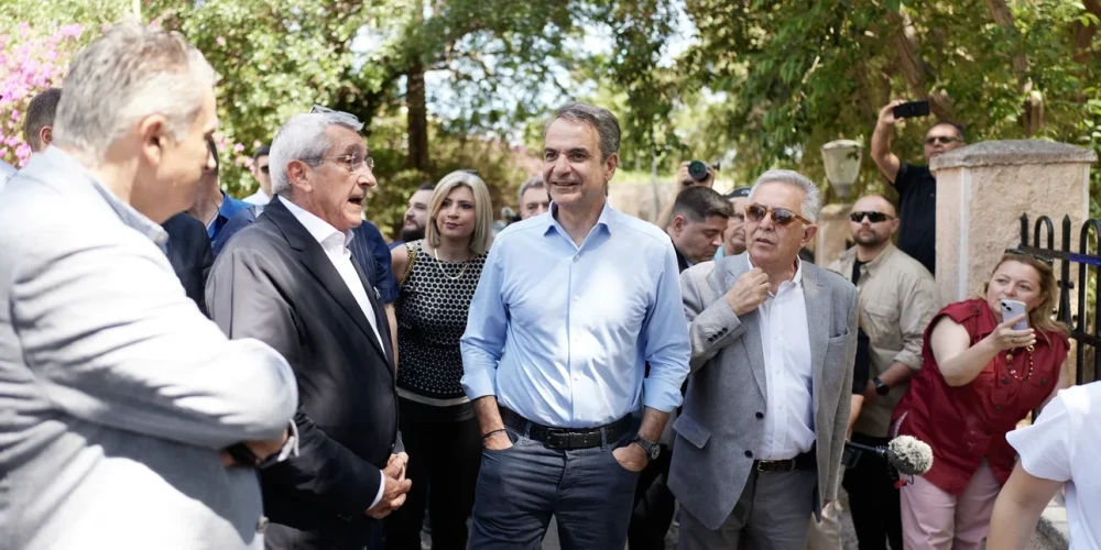 Μητσοτάκης από τη Ρόδο: Την ιδρώνουμε τη φανέλα - Το μήνυμα για τις επόμενες εκλογές (video)