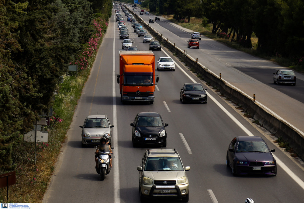 ΛΕΑ: μήπως ήρθε η ώρα για μια πλατφόρμα που ο πολίτης θα στέλνει φωτό παραβάτη στην τροχαία