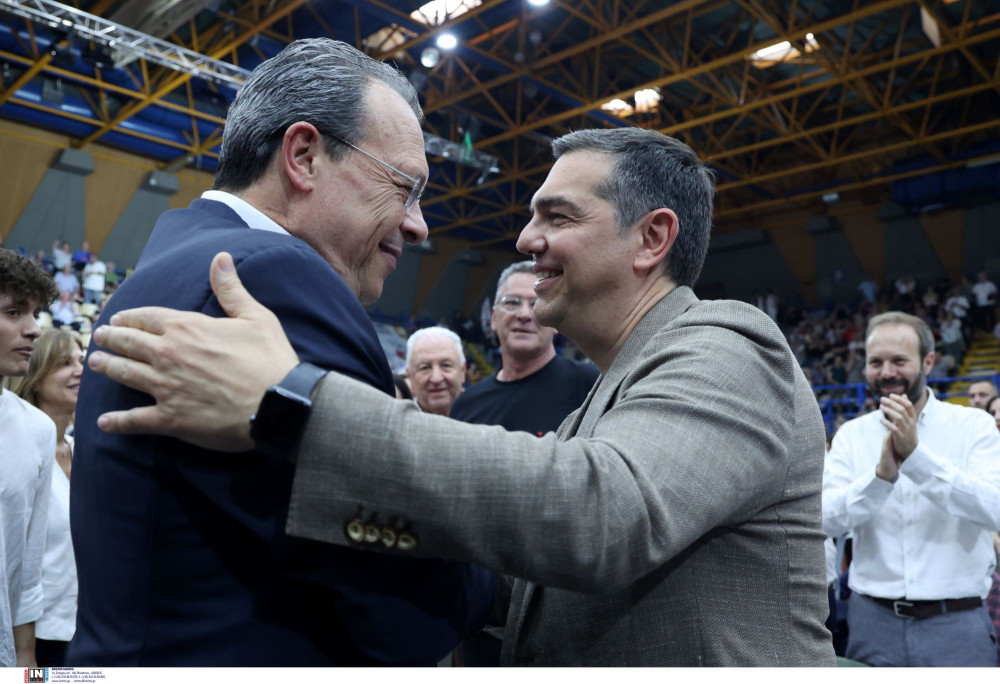 Ο ΣΥΡΙΖΑ σε τροχιά αυτοδιάλυσης - Ο εμφύλιος για τον Τσίπρα, η γραμμή παράδοσης Φάμελλου και η μάχη για την πολιτική επιβίωση