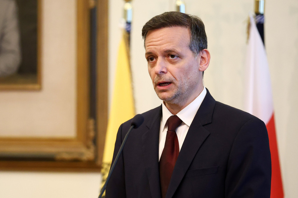 «Φέσι» Δούκα στην Αθήνα: δάνειο-«μαμούθ» 75 εκατ. ευρώ