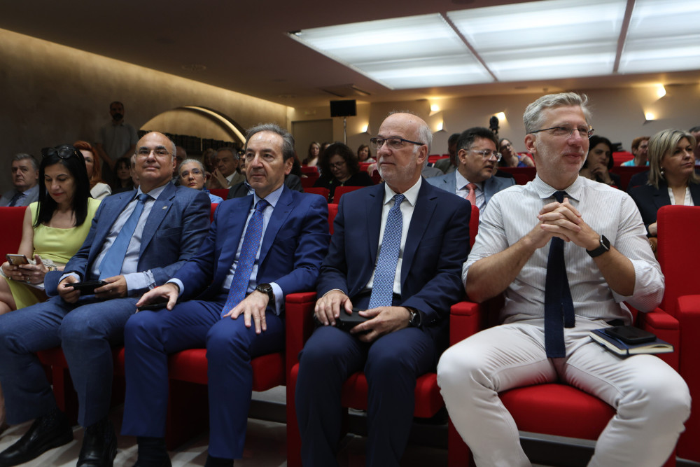 Παγκόσμια Τράπεζα: Η Ελλάδα πρωτοπορεί διεθνώς με τη μεταρρύθμιση του δικαστικού χάρτη