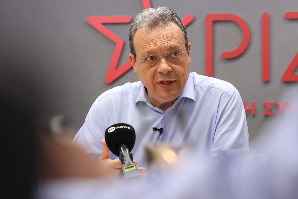 ΣΥΡΙΖΑ: οι... ΕΑΜίτες του Πολάκη μαζεύουν υπογραφές για να διώξουν τον Φάμελλο