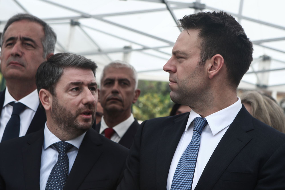 Θα γίνει ο «γάμος» Κασσελάκη-ΠΑΣΟΚ;