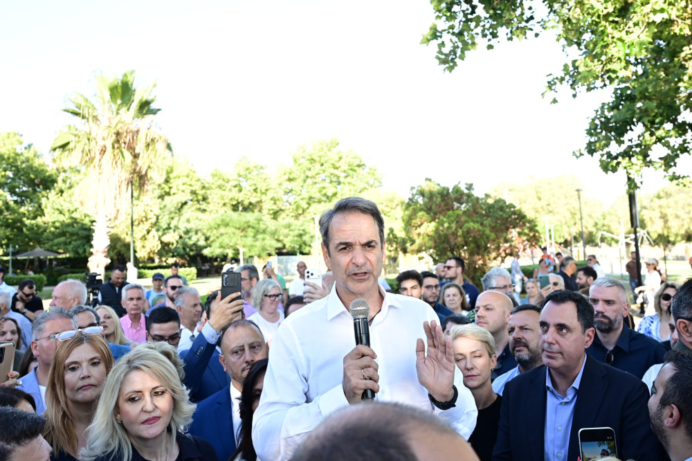 Επίθεση Κυριάκου Μητσοτάκη σε Αλέξη Τσίπρα-Νίκο Ανδρουλάκη: Ο «τζάμπα 1» συναγωνίζεται τον «τζάμπα 2» - Εμείς χαράσσουμε συνετή πολιτική