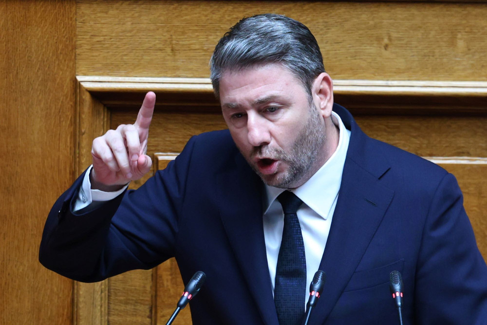 Στην ίδια «ρότα» ο Ανδρουλάκης: καταστροφολογία, λεφτόδεντρα και αγωνία στο ΠΑΣΟΚ