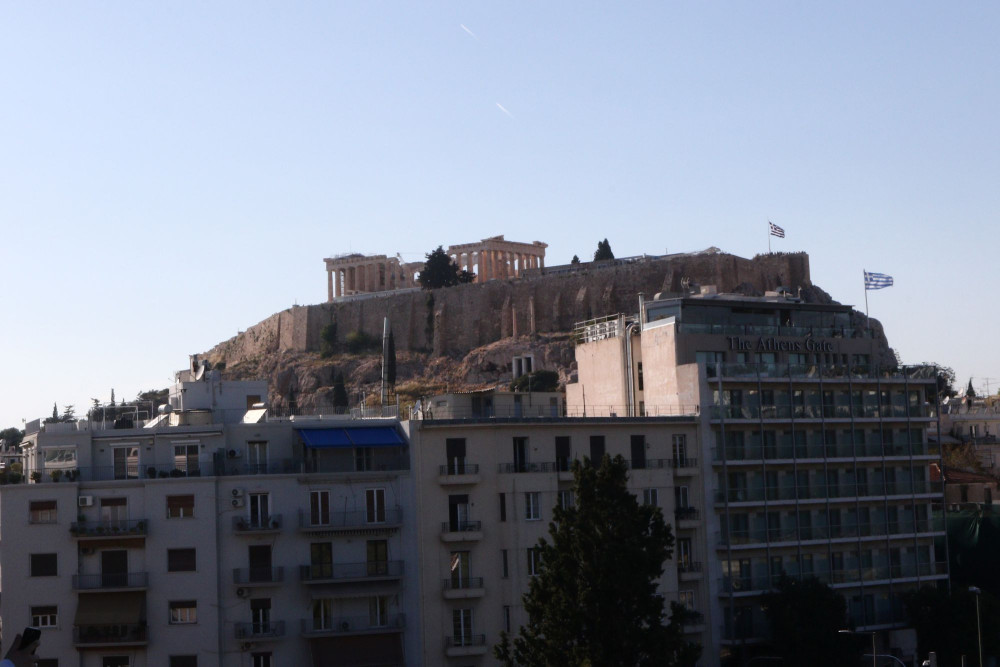 Έξοδος στις αγορές με δεκαετές ομόλογο για πρόωρη αποπληρωμή πριν την αύξηση επιτοκίων της ΕΚΤ
