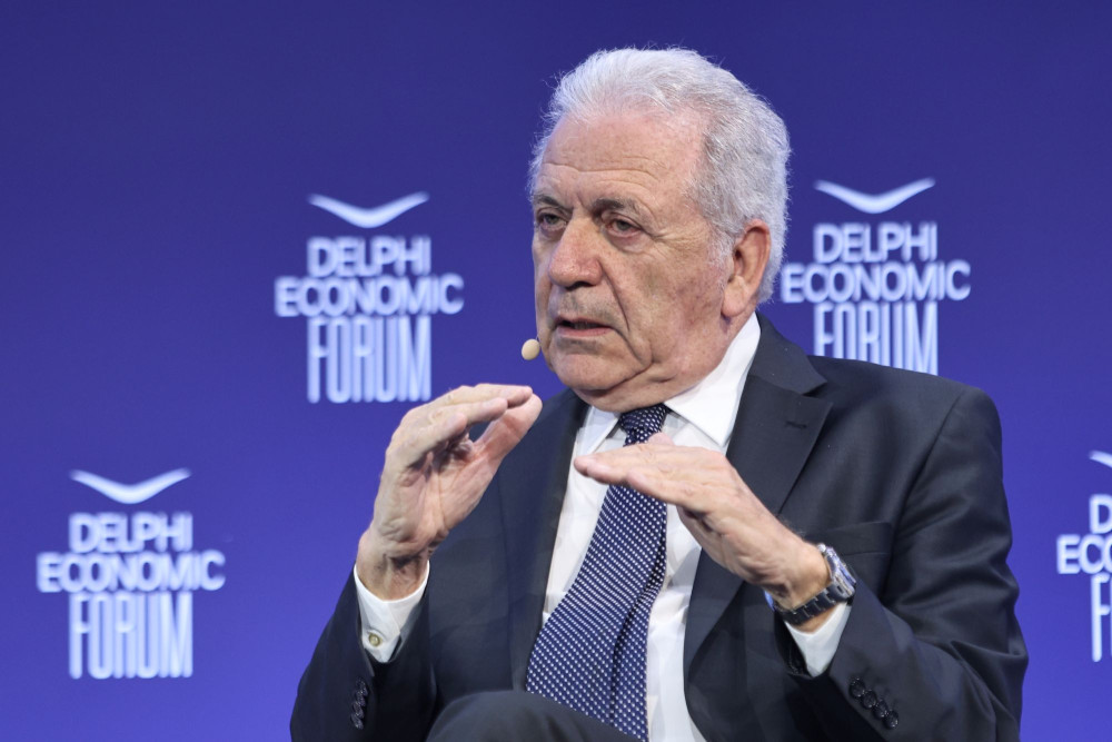 Δημήτρης Αβραμόπουλος: Είναι μπούρδα το ένταλμα, δεν απολογούμαι σε κανέναν κερατά (video)