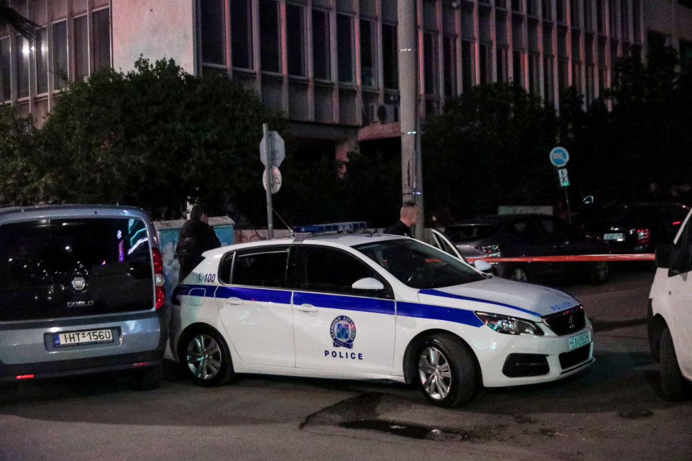 Έκρηξη στην Αχαρνών - Εντοπίστηκε εκρηκτική ύλη σε εταιρία ενοικίασης αυτοκινήτων