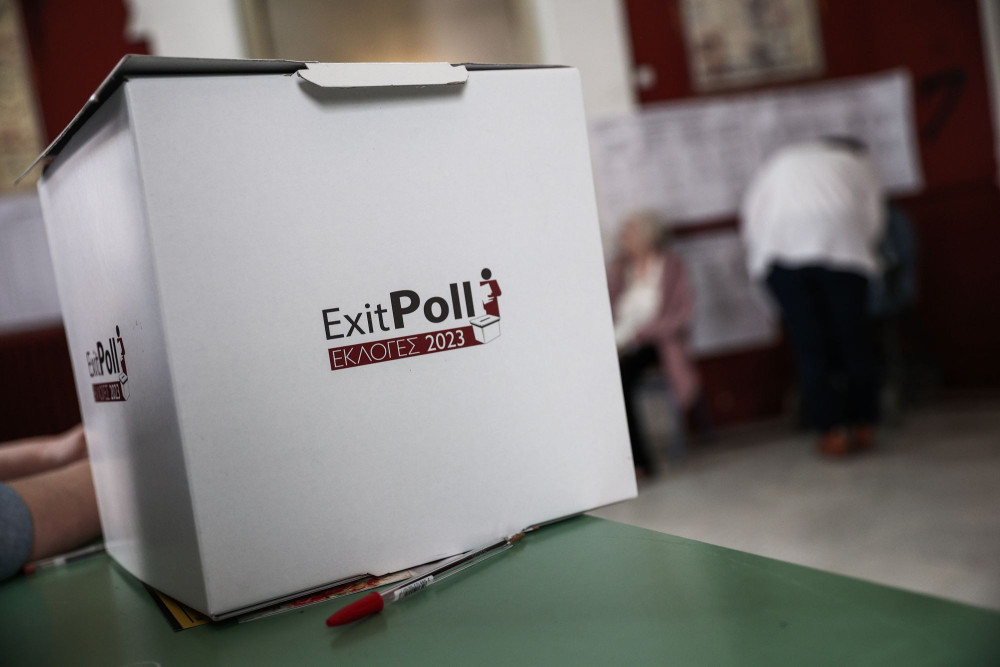 Τρία θέματα στην πορεία προς τις εκλογές