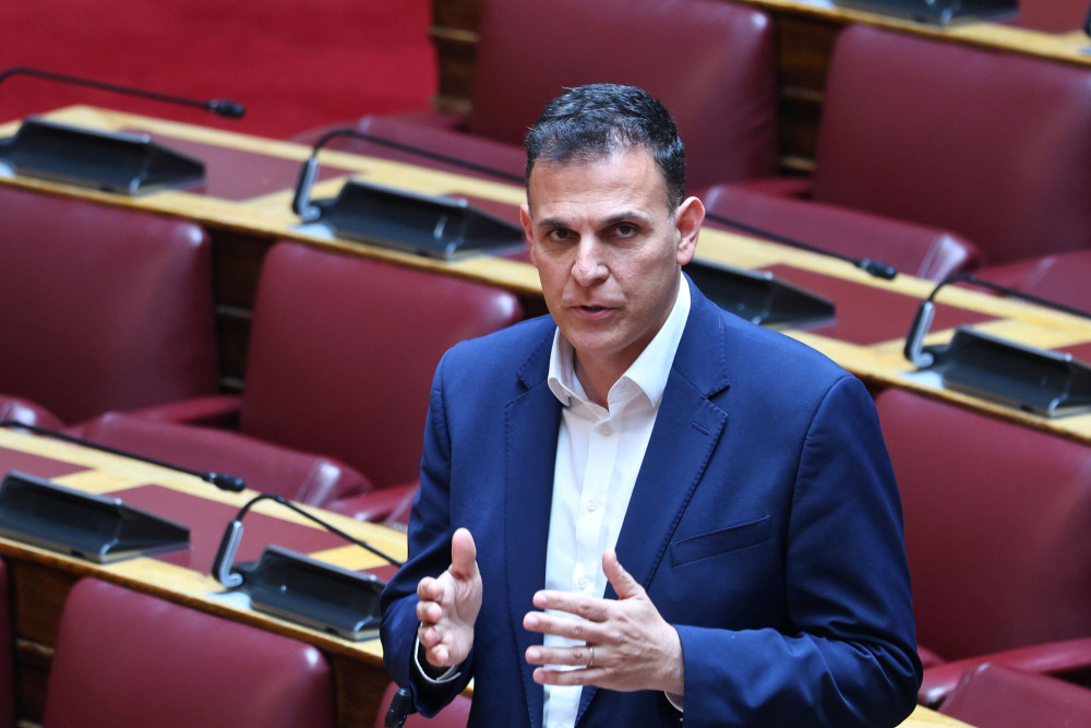 «Να φύγει η κυβέρνηση»: Δεν έχει κάνει τίποτα για τους λαγοκέφαλους, καταγγέλλει ο Καραμέρος