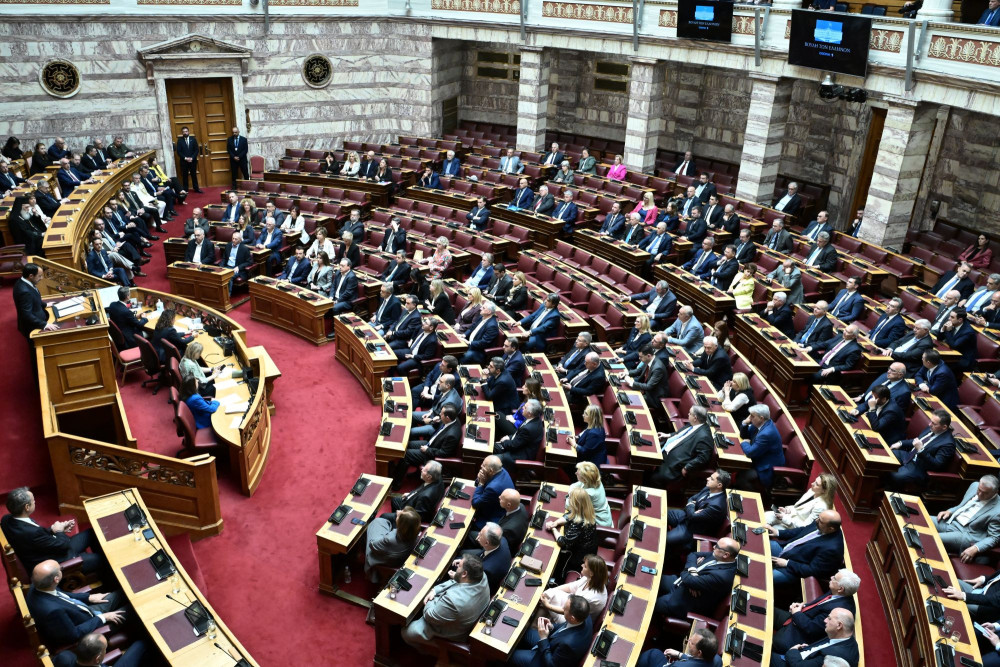 Το «σειριακό» ελάττωμα της αντιπολίτευσης
