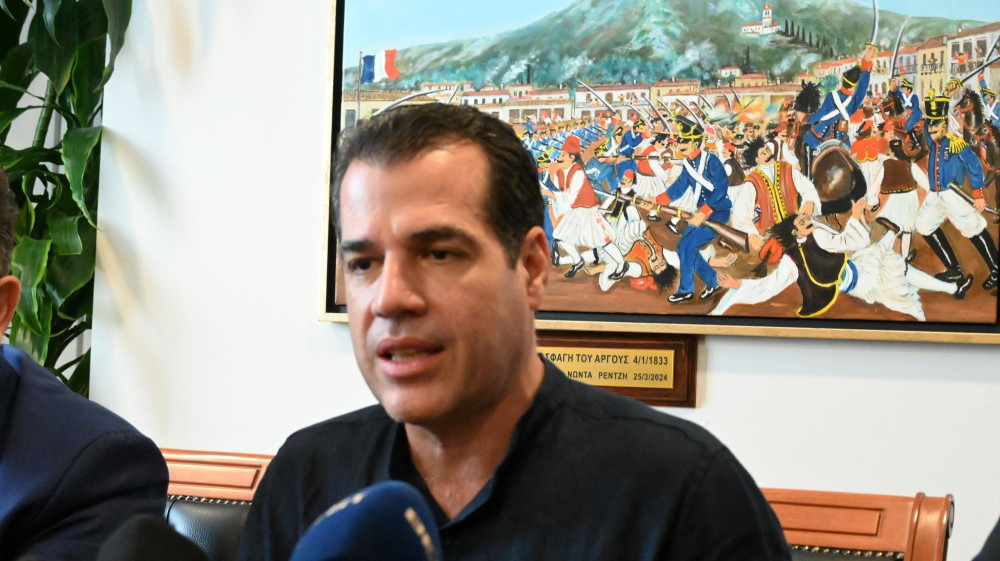 Θάνος Πλεύρης κατά Αλέξη Τσίπρα: Δεν μπορεί να μιλά για κράτος δικαίου (video)