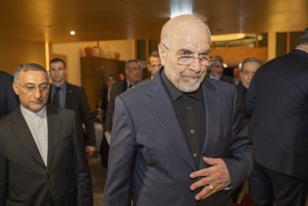 Με το βλέμμα στη Μέση Ανατολή: αρχίζουν οι συνομιλίες ΗΠΑ-Ιράν στην Ελβετία (video)