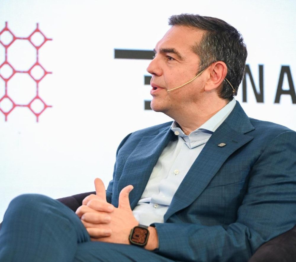 Ο ξαφνικός έρωτας του Αλέξη με τις δημοσκοπήσεις