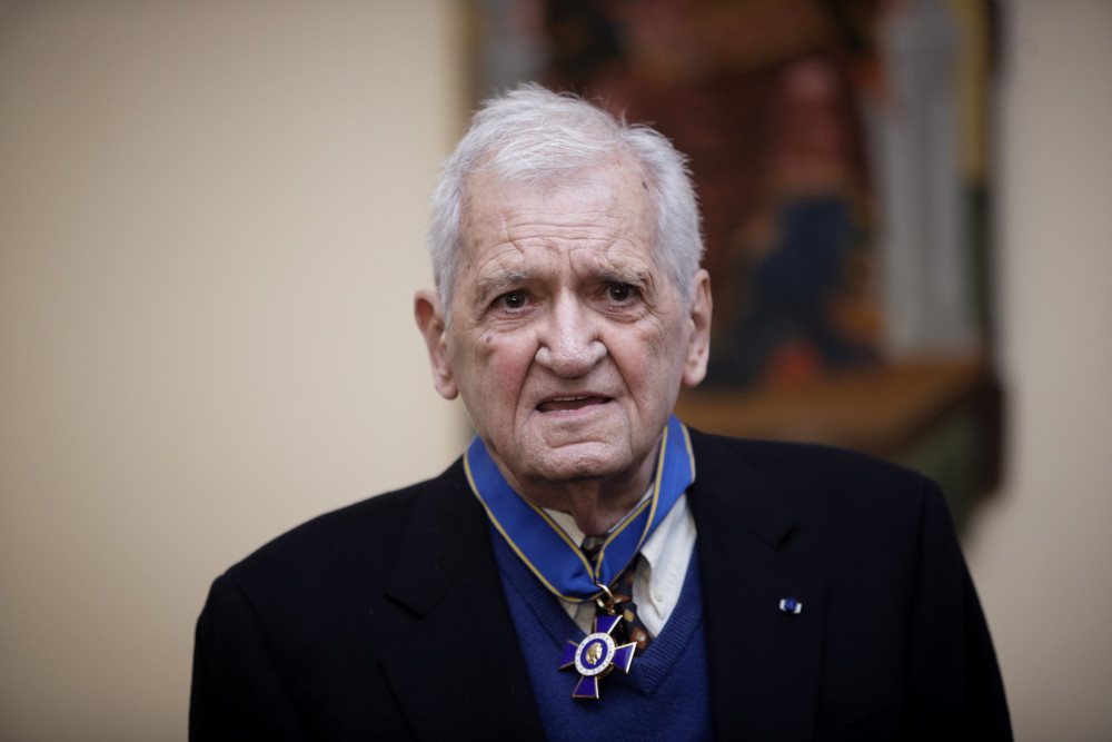 Ο Τίτος Πατρίκιος συνομιλεί με τον Θανάση Λάλα: «Εκεί όπου η ζωή συναντά την ποίηση» (video)