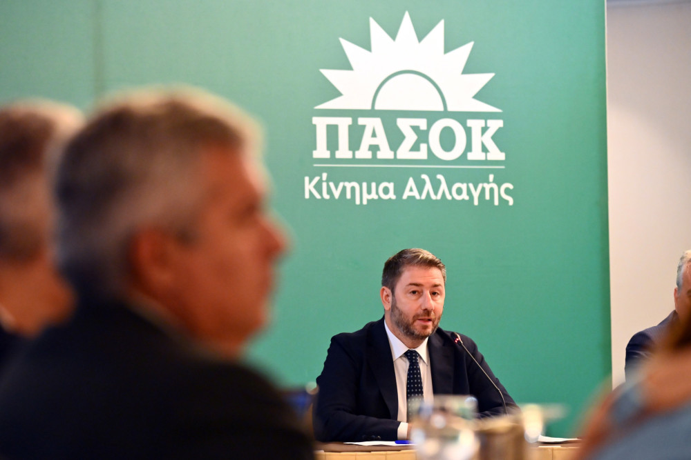 Σιωπή από ΠΑΣΟΚ για την επίθεση της Κωνσταντοπούλου σε δημοσιογράφο - Μόνο για το in.gr σπεύδει!