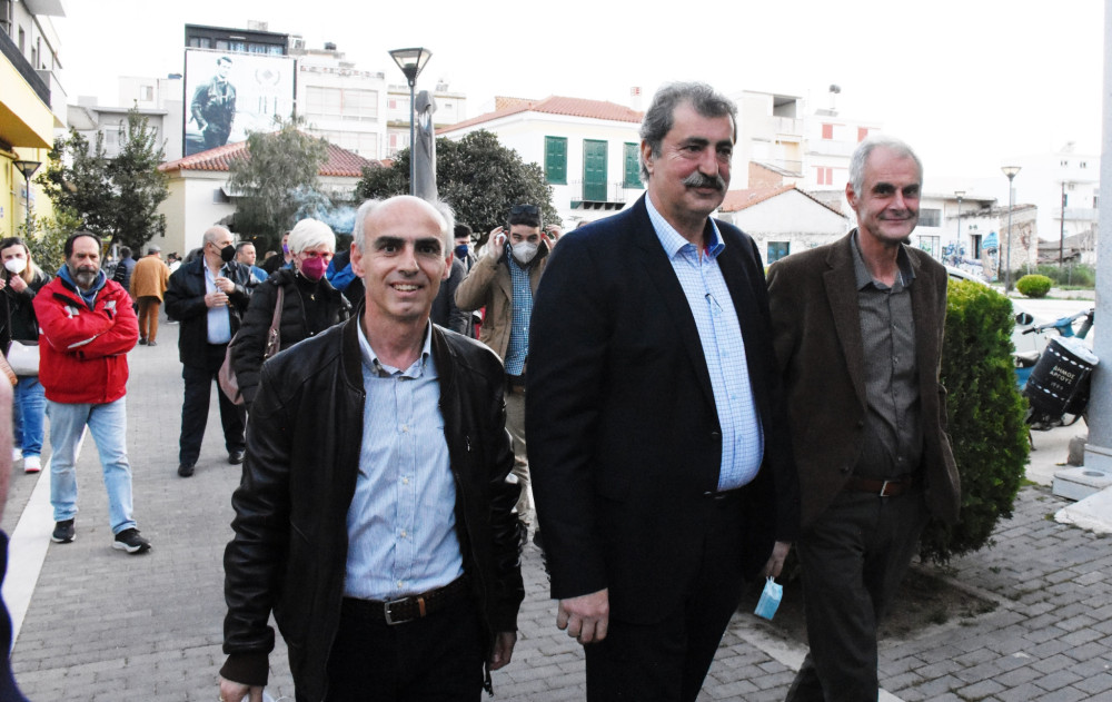 Το επεισόδιο μεταξύ Πολάκη - Γαβρήλου στη Βουλή: Γιατί κράτησες την έδρα;