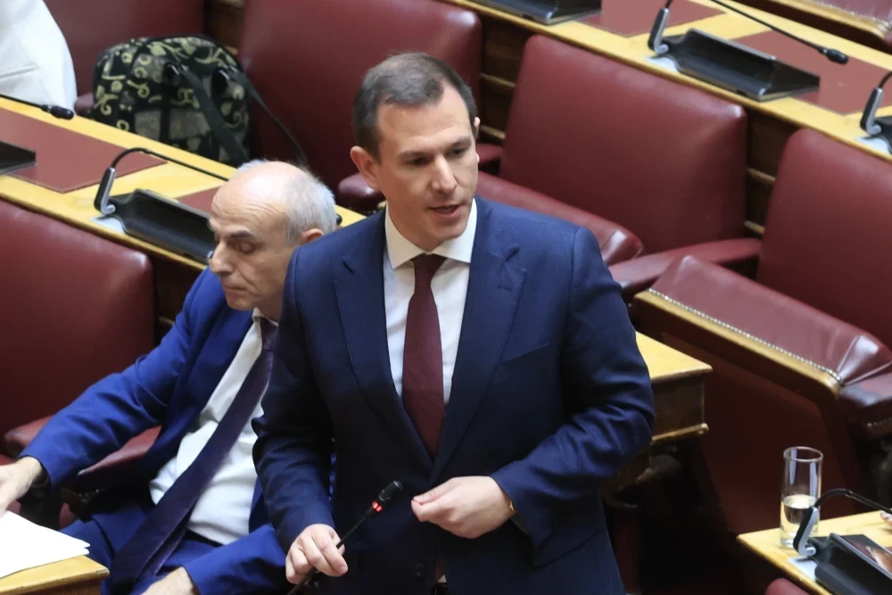 Οι καταγγελίες Δουδωνή για τις σχέσεις Τσίπρα με μη κρατικά ΑΕΙ σε Ελλάδα και Κύπρο (video)