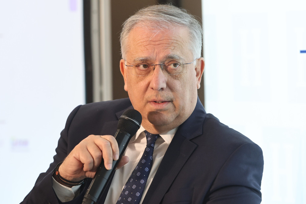 Τάκης Θεοδωρικάκος: Πώς το νέο νομοσχέδιο για την καταναλωτική πίστη βάζει «φρένο» στις υπέρογκες επιβαρύνσεις